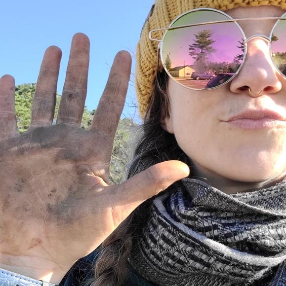 Meet Your Posher - Picture 5 of 11